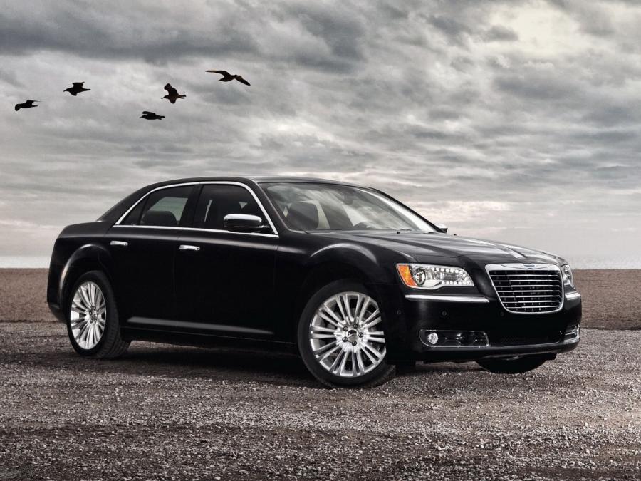  Chrysler 300C 2011 года  (фото 78 из 83)